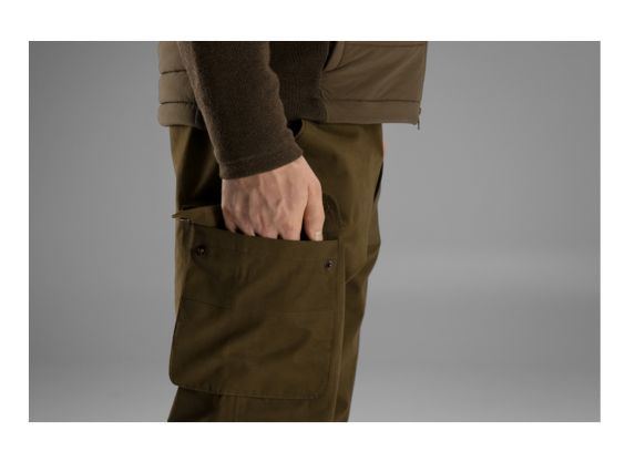 PANTALÓN HÄRKILA RETRIEVE COLOR WARM OLIVE